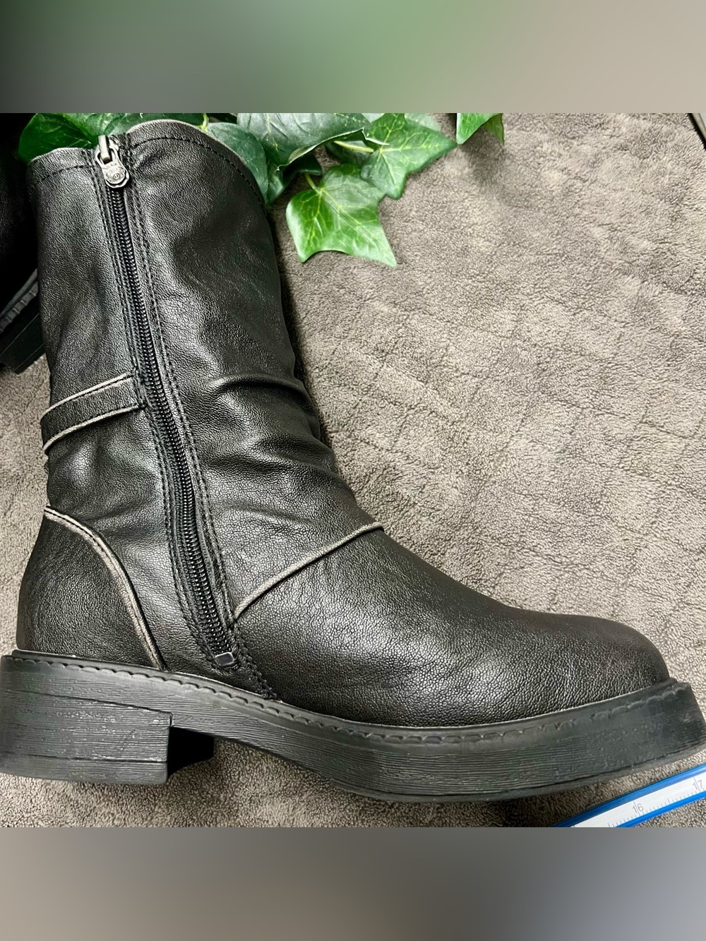 WORN 1x-Women's Blowfish Malibu Vegan Black Mid-Calf Venice Zipper Boots. Sz 6.5 - Picture 4 of 13
